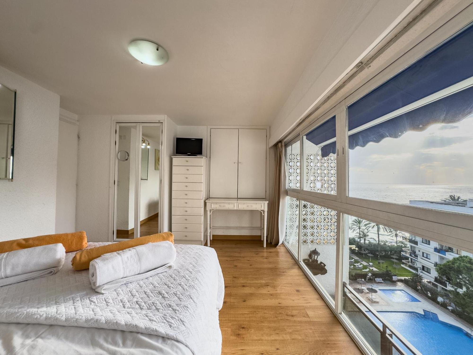 Skol 408a 2 Bedrooms Duplex With Sea Views Lejlighed *